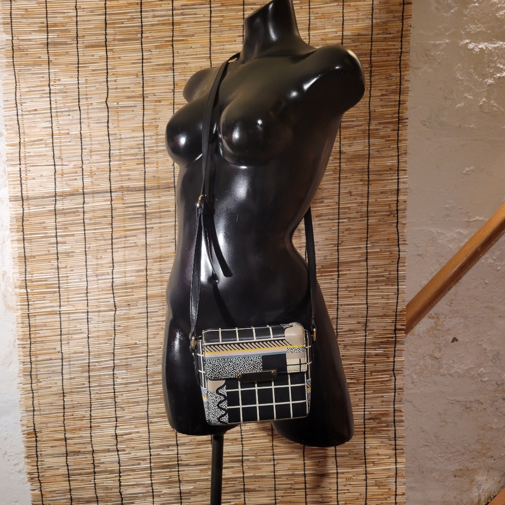Rare & Other Stories Women's Bold Graphic Leather Crossbody Bag